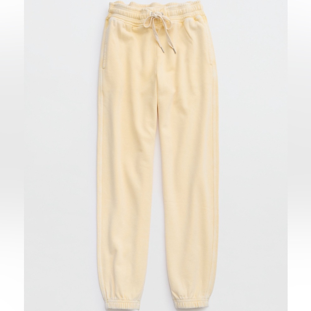 Aerie Aerie Big Chill Jogger in Butter Yellow